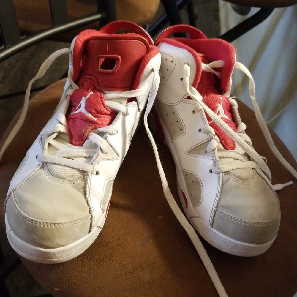 13s Jordan sneakers
